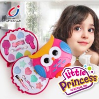 Wholesale cute owl shape girls beauty cosmetic make up toy kits for kids